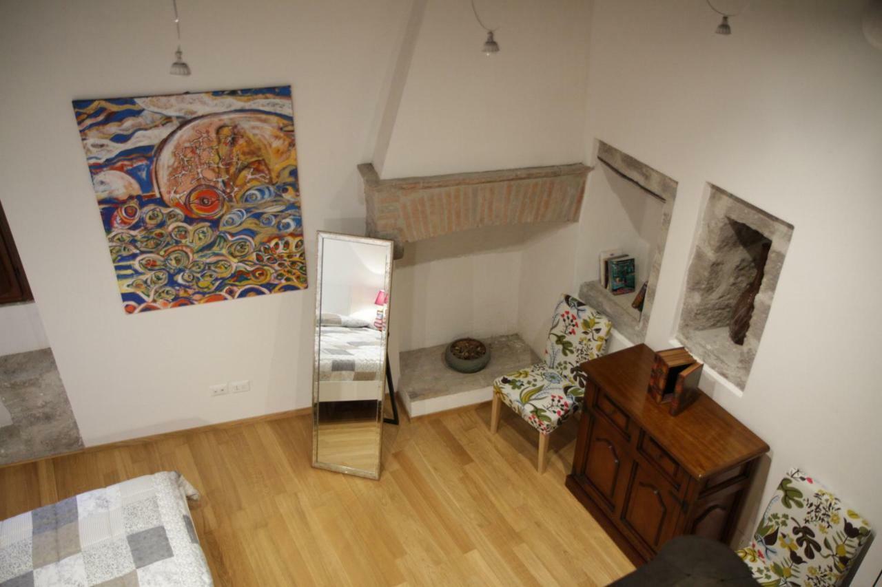 Al Libro Letto Guest house *